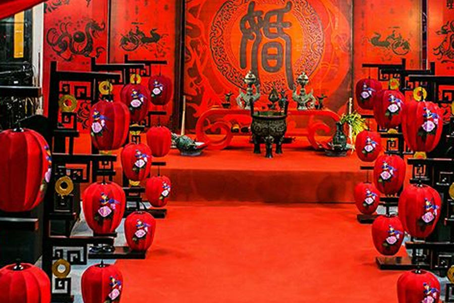 红色婚礼布置现场如何做