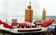 唐朝时,一艘艘木制帆船从日本来到中国,中日两国交流频繁。2010年6月12日,上海世博会日本国家馆日,一艘复制的日本帆船驶人了上海的十六铺码头,再现 唐朝时,一艘艘木制帆船从日本来到中国,中日两国交流频繁。2010年6月12日,上海世博会日本国家馆日,一艘复制的日本帆船驶人了上海的十六铺码头,再现