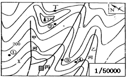 读某地等高线地形图,回答问题小题1: 图中的①②③④四地中,不能看到丙村的地点是A.①B.②C.③D.④小题2:下列叙述错误的是:A.图中1厘米代表实际距离0. 读某地等高线地形图,回答问题小题1: 图中的①②③④四地中,不能看到丙村的地点是A.①B.②C.③D.④小题2:下列叙述错误的是:A.图中1厘米代表实际距离0.