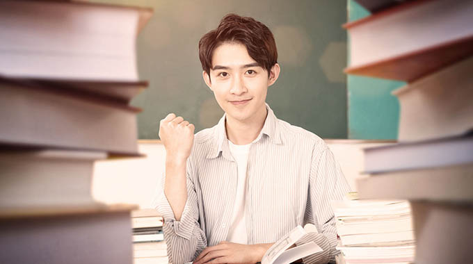高一数学新人教A版必修一,第一章1.1.1集合的含义同步练习