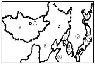 读“东亚地区略图”,完成下列问题。东亚五国的名称是:A_______,B_______,C________,D________,E________ 读“东亚地区略图”,完成下列问题。东亚五国的名称是:A_______,B_______,C________,D________,E________