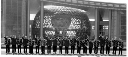阅读材料材料一:中国外交结束了近代百年屈辱的历史,走上了独立自主的和平外交道路,这一过程充满艰辛,相继取得了丰硕成果,赢得了当今世界各国的尊重。材料 阅读材料材料一:中国外交结束了近代百年屈辱的历史,走上了独立自主的和平外交道路,这一过程充满艰辛,相继取得了丰硕成果,赢得了当今世界各国的尊重。材料