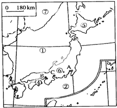 读“日本地图”;完成下列各题.海:①______岛屿:⑤______山:⑥是______山.港口和工业城市:港口:A是______,B是______ 魔方格