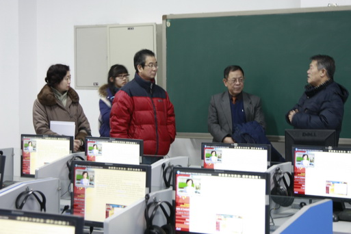 北京市教育专家考察首师大科德学院 北京市教育专家考察首师大科德学院