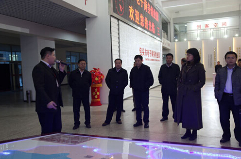 内蒙人社厅一行到包头轻工职业技术学院调研 内蒙人社厅一行到包头轻工职业技术学院调研