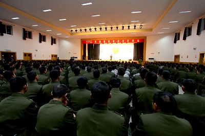 吉利大学赴北京军区66477慰问退伍老兵 吉利大学赴北京军区66477慰问退伍老兵