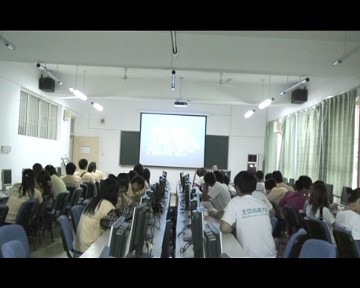 曹绍平教授为吉利大学学子做入学教育讲座 曹绍平教授为吉利大学学子做入学教育讲座