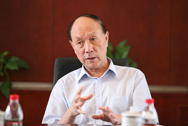 吉利大学校长主持召开宣传工作专题会议 吉利大学校长主持召开宣传工作专题会议