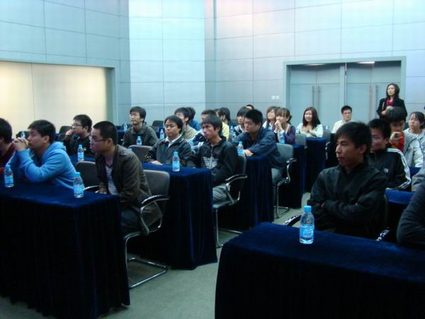 北京建设大学物流学院聘专家指导新生取证 北京建设大学物流学院聘专家指导新生取证