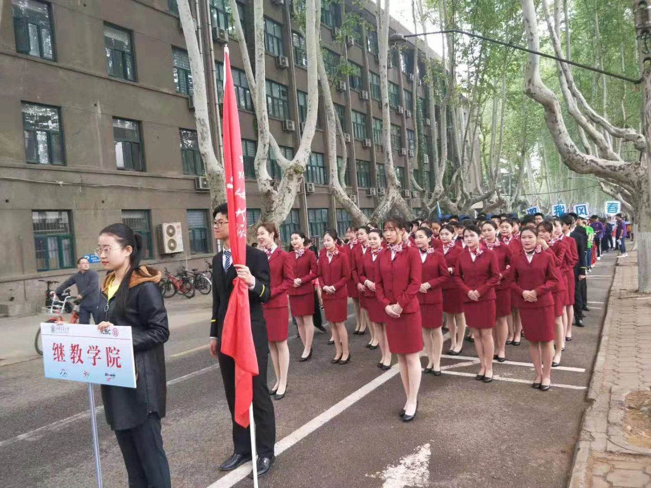 西安交通大学,航空学子英姿飒爽谱写蓝天梦想 西安交通大学继续教育学院航空专业