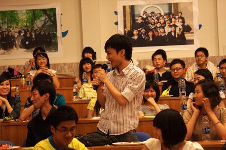 中国传媒大学理学院成功举办“青春有理”05级毕业生晚会 中国传媒大学理学院成功举办“青春有理”05级毕业生晚会