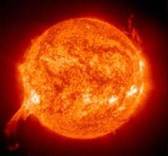2012年3月,强烈的太阳风暴到达地球,对地球短波通信以及航天的影响小于预期。美国宇航局用高科技摄像头拍摄到了太阳表面耀斑爆发的壮观景象,以及太阳温度不同时期的 2012年3月,强烈的太阳风暴到达地球,对地球短波通信以及航天的影响小于预期。美国宇航局用高科技摄像头拍摄到了太阳表面耀斑爆发的壮观景象,以及太阳温度不同时期的