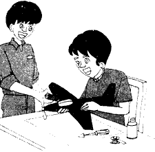 根据所给图示完成对话。A: What are you doing? B: I'm1 my plane. Thereis something 根据所给图示完成对话。A: What are you doing? B: I'm1 my plane. Thereis something