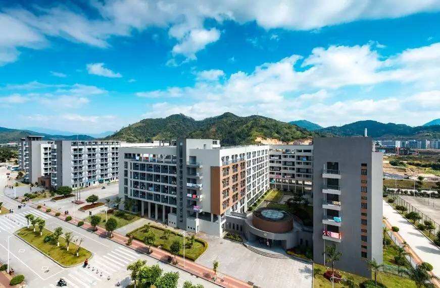 福建商学院是几本有几个校区?排名全国第几?学费一年多少? 福建商学院是几本有几个校区?排名全国第几?学费一年多少?