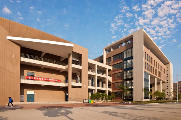福建商学院是几本有几个校区?排名全国第几?学费一年多少? 福建商学院是几本有几个校区?排名全国第几?学费一年多少?