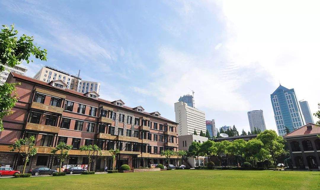 上海戏剧学院学费一年多少排名第几?具体地址在哪优势专业有哪些 上海戏剧学院学费一年多少排名第几?具体地址在哪优势专业有哪些