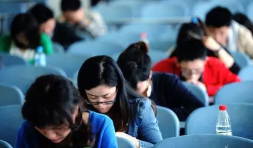 大学生选调生报考条件有哪些?选调生发展前景如何和省考哪个好? 大学生选调生报考条件有哪些?选调生发展前景如何和省考哪个好?