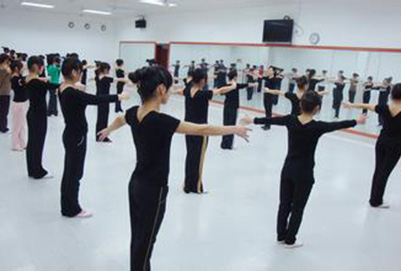 重庆幼师学校宿舍是几个人住
