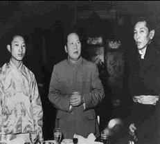 读图题上图中反映的是什么历史事件?这一历史事件有何意义?西藏是哪年和平解放的?请你说出我国另四个省级 读图题上图中反映的是什么历史事件?这一历史事件有何意义?西藏是哪年和平解放的?请你说出我国另四个省级