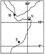 读“某海域海陆轮廓图”,回答14-15题。小题1:某某船在M处海域遭遇海盗,根据所学地理知识判断,理论上往什么 方向航行能更快脱离险境 A.东 B.西 C西北 读“某海域海陆轮廓图”,回答14-15题。小题1:某某船在M处海域遭遇海盗,根据所学地理知识判断,理论上往什么 方向航行能更快脱离险境 A.东 B.西 C西北