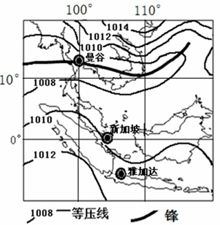 2011年泰国遭遇了近半个世纪来最严重的洪灾,曼谷变成了“漫谷”。下图为10月27日亚洲部分地区海平面气压分布图,下表是曼谷2011年 2011年泰国遭遇了近半个世纪来最严重的洪灾,曼谷变成了“漫谷”。下图为10月27日亚洲部分地区海平面气压分布图,下表是曼谷2011年