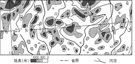 下图为我国某地形区。据此完成下列各题。小题1:该地区的主要地貌类型是A.高原、山地B.低山、丘陵C.喀斯特地貌D.流水堆积地貌小题2:该地形区制约种植业发展的因 下图为我国某地形区。据此完成下列各题。小题1:该地区的主要地貌类型是A.高原、山地B.低山、丘陵C.喀斯特地貌D.流水堆积地貌小题2:该地形区制约种植业发展的因