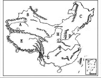 读“中国地形图”回答以下问题⑴我国某省级行政区的地形特征通常描述为“三山夹两盆”这里三山是指图中:①是②是③是两盆指图中的:A是B是⑵填写下列地形区的 读“中国地形图”回答以下问题⑴我国某省级行政区的地形特征通常描述为“三山夹两盆”这里三山是指图中:①是②是③是两盆指图中的:A是B是⑵填写下列地形区的