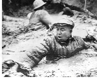 阅读下列图文资料:图一图二图三材料一:“走近创业年代的英雄”材料二:人的生命是有限的, 阅读下列图文资料:图一图二图三材料一:“走近创业年代的英雄”材料二:人的生命是有限的,