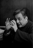 2012年中共“十八大”将在北京召开,为此,某校开展以宣传新中国建设成果为主题的图片展,请你参与,根据下列图片完成展出要求。人物篇:他们(指下 2012年中共“十八大”将在北京召开,为此,某校开展以宣传新中国建设成果为主题的图片展,请你参与,根据下列图片完成展出要求。人物篇:他们(指下