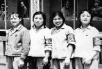 材料一 历代王朝都以“会典”“律例”“典章”或“车服制”“舆服制”“丧服制”等各种条文颁布律令,规范和管理各阶层的穿衣戴帽, 材料一 历代王朝都以“会典”“律例”“典章”或“车服制”“舆服制”“丧服制”等各种条文颁布律令,规范和管理各阶层的穿衣戴帽,