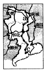 我国目前建设的线路里程最长、技术标准最高、投资最多的铁路客运专线——武广铁路客运专线。读图根据所学知识回答23~24题。小题1:武广铁路客运专线 我国目前建设的线路里程最长、技术标准最高、投资最多的铁路客运专线——武广铁路客运专线。读图根据所学知识回答23~24题。小题1:武广铁路客运专线