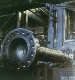 什么是镗床? 落地式镗床在加工水轮机大轴