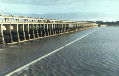 什么是洪泽湖水库? 江苏洪泽湖水库三河闸,1953年竣工