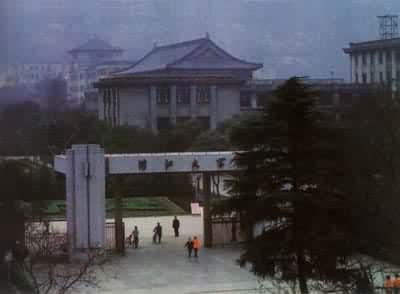 浙江大学是什么? 浙江大学校景
