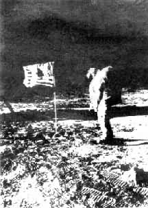 美国历史是什么? 美国宇航员N.阿姆斯特朗在月球上(1969)