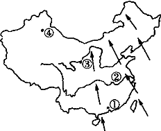读图回答问题:图中箭头所示的风是________ 风,风向是___________ 。受这种风影响不明显的地 读图回答问题:图中箭头所示的风是________ 风,风向是___________ 。受这种风影响不明显的地