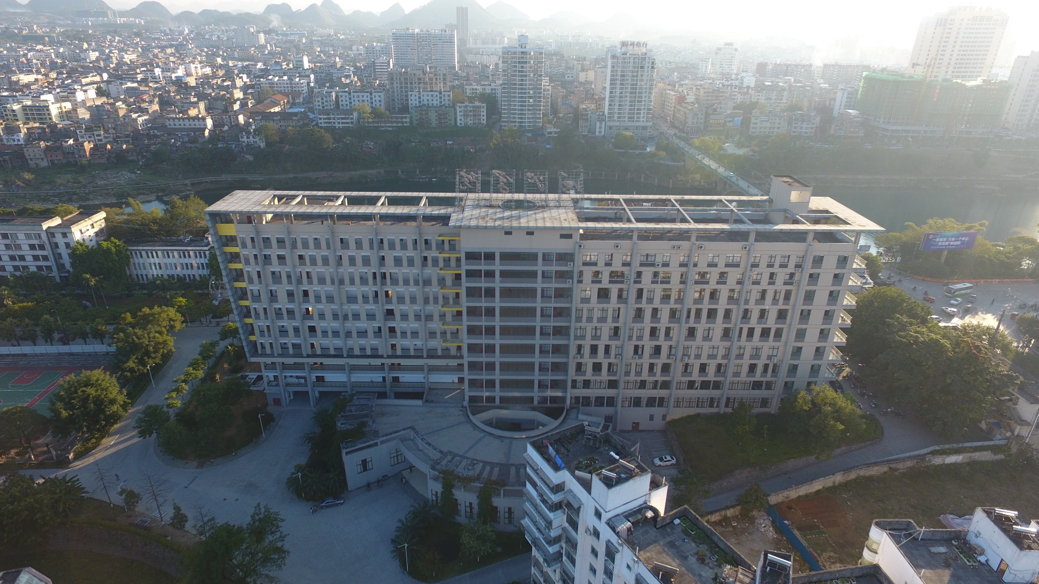 河池学院怎么样好不好?是几本院校?一年学费多少有哪些王牌专业 河池学院怎么样好不好?是几本院校?一年学费多少有哪些王牌专业