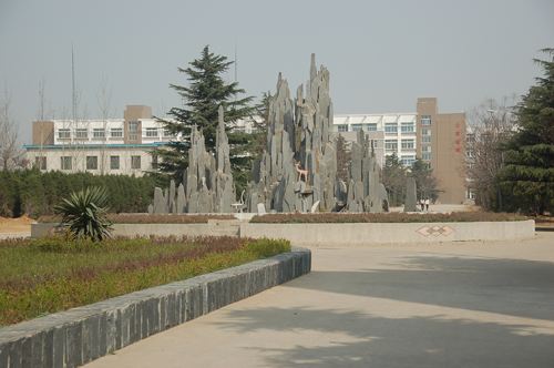 郑州工业安全职业学院有哪些王牌专业?学费一年多少?宿舍图片 郑州工业安全职业学院有哪些王牌专业?学费一年多少?宿舍图片