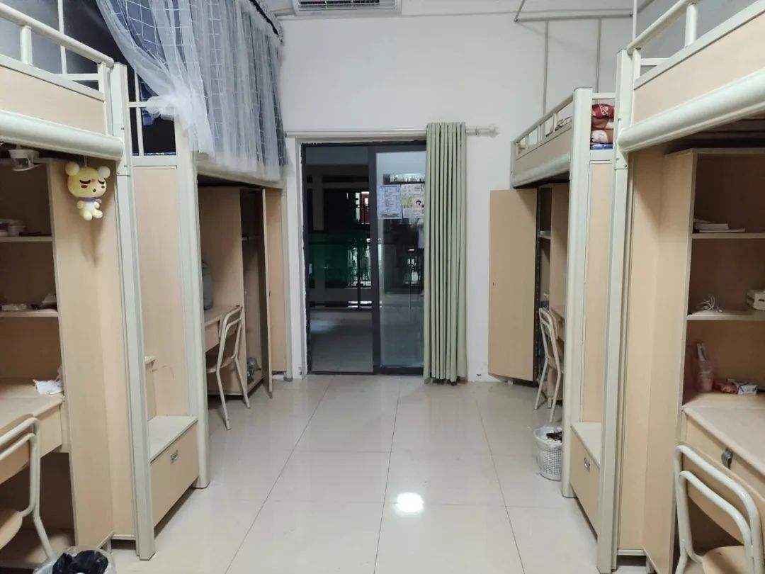 学费多少?最值得读的专业 四川卫生康复职业学院在哪怎么样?一年学费多少?最值得读的专业