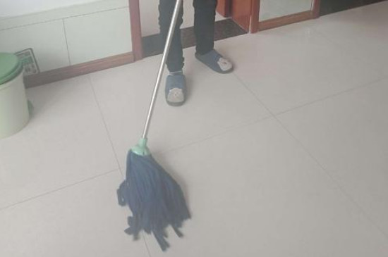 如何拖地最干净小妙招木制地板