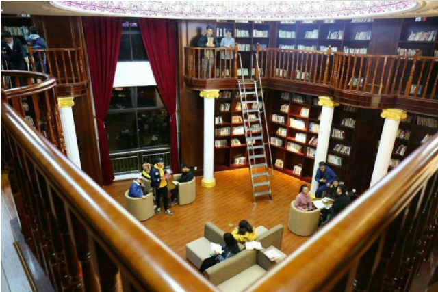 新余学院为什么叫皇家学院学费多少?学院是几本排名多少? 新余学院为什么叫皇家学院学费多少?学院是几本排名多少?