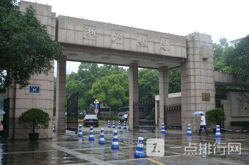 中国十大名校排行榜十大名牌大学-2022中国十大名校大学排行榜