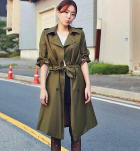 军绿色衣服怎么搭配最洋气 军绿色衣服怎么搭配最洋气