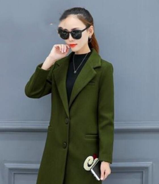 军绿色衣服怎么搭配最洋气 军绿色衣服怎么搭配最洋气