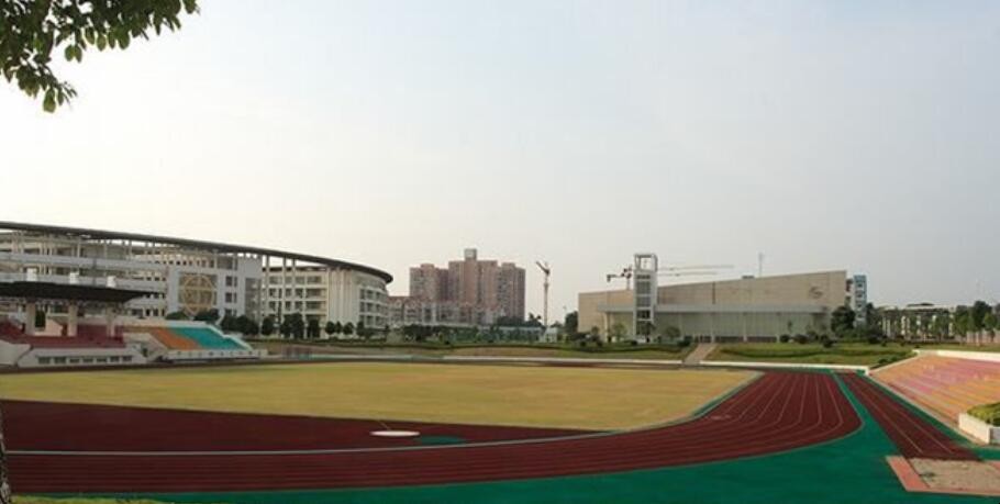 柳州高中学校老师工资多少 柳州高中学校老师工资多少