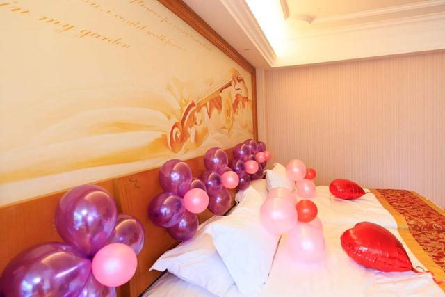 婚房装饰气球怎么布置 婚房装饰气球怎么布置