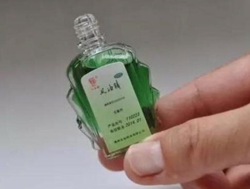 酒精腐蚀油漆发白怎么补救 酒精腐蚀油漆发白怎么补救
