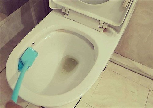 清洗马桶用什么清洗剂 清洗马桶用什么清洗剂