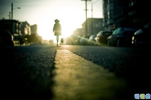 我们都琢磨不透的爱情说说带图片文字 我们都琢磨不透的爱情说说带图片文字