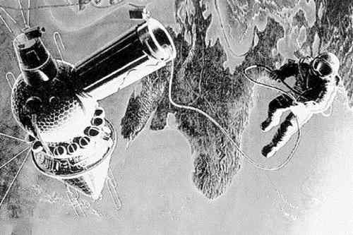 1934年05月30日：列昂诺夫出生